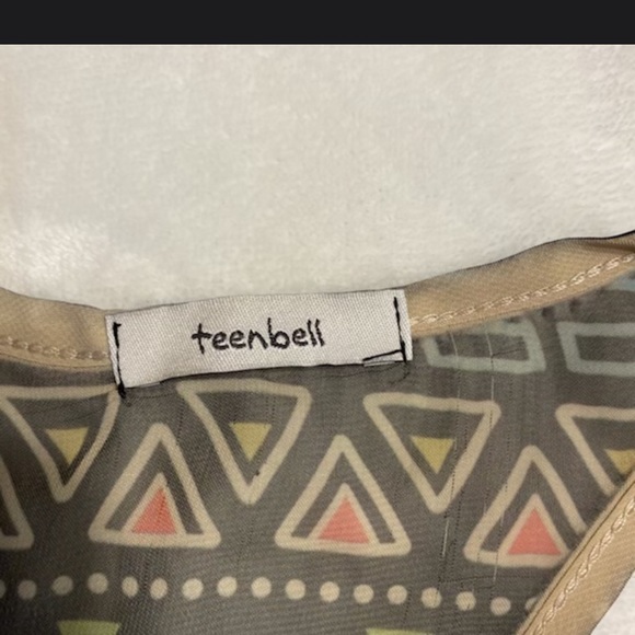 Pretty Tank Top - Picture 4 of 6